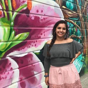 Meet your Posher, Ariana